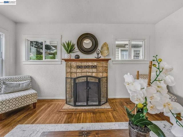 812 Washington Ave, Albany, CA 94706