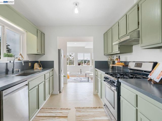 812 Washington Ave, Albany, CA 94706