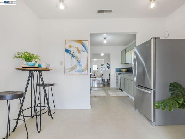 812 Washington Ave, Albany, CA 94706