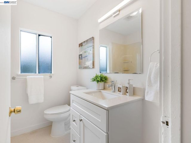 812 Washington Ave, Albany, CA 94706