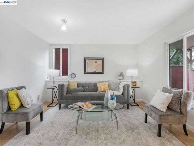 812 Washington Ave, Albany, CA 94706