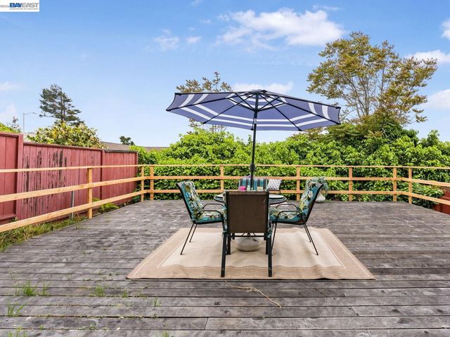 812 Washington Ave, Albany, CA 94706