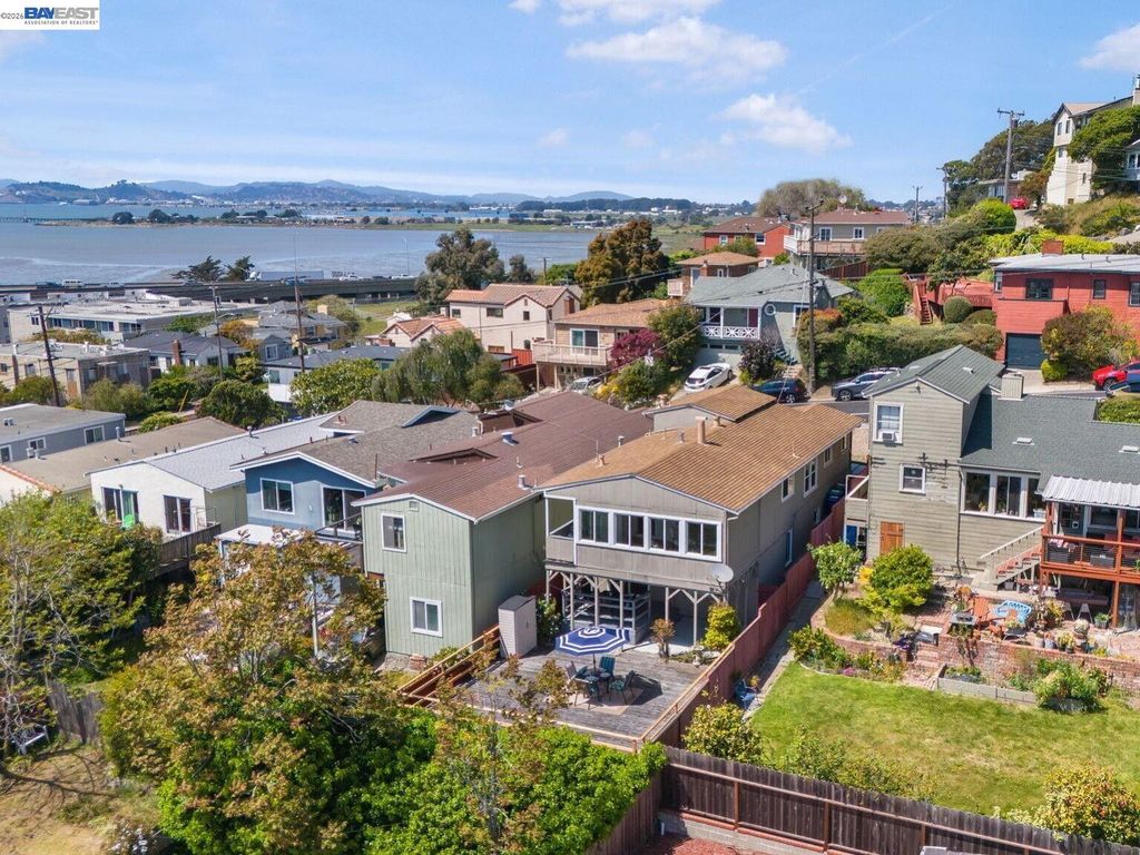 812 Washington Ave, Albany, CA 94706