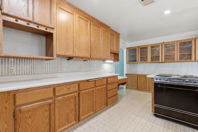 121 Lafayette St, Colusa, CA 95932