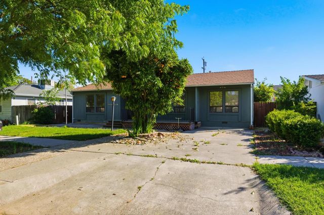 121 Lafayette St, Colusa, CA 95932