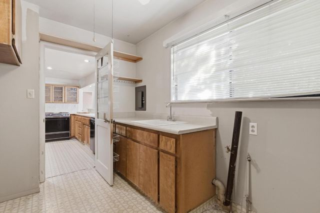 121 Lafayette St, Colusa, CA 95932