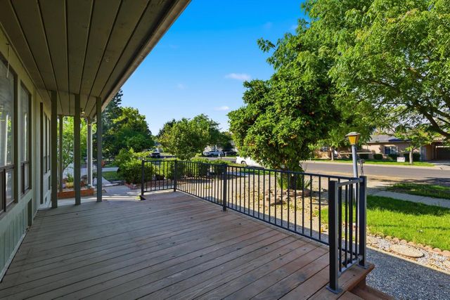 121 Lafayette St, Colusa, CA 95932