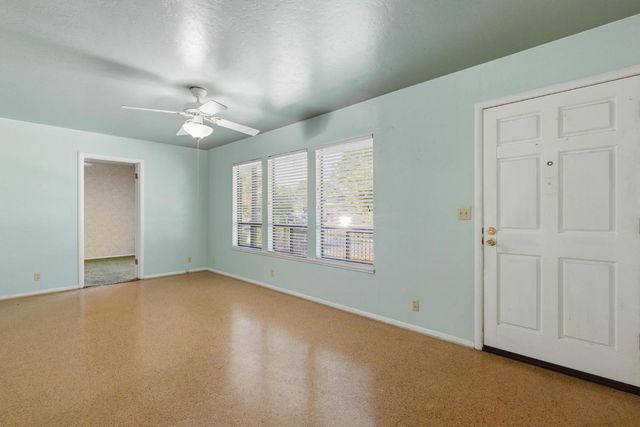 121 Lafayette St, Colusa, CA 95932