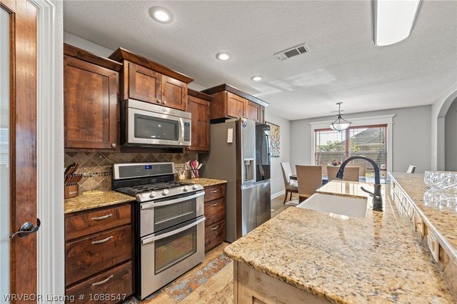 304 Rock Circle, Lavaca, AR 72941