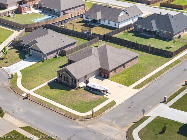 304 Rock Circle, Lavaca, AR 72941