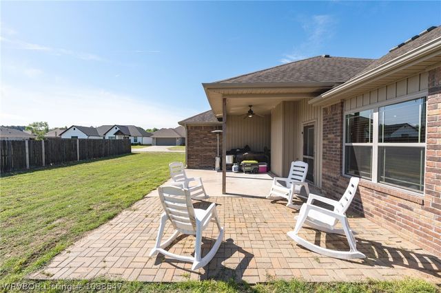 304 Rock Circle, Lavaca, AR 72941