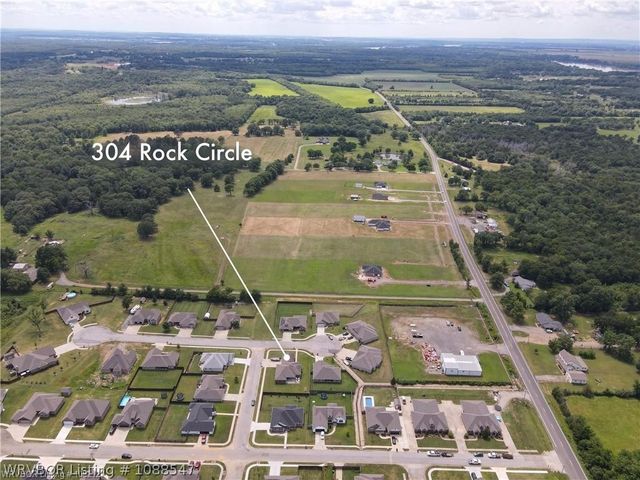 304 Rock Circle, Lavaca, AR 72941