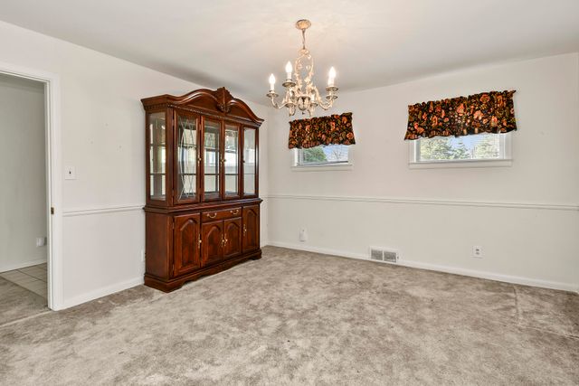 2532 S Brentwood Boulevard, Springfield, MO 65804