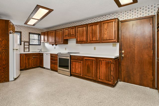 2532 S Brentwood Boulevard, Springfield, MO 65804