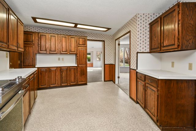 2532 S Brentwood Boulevard, Springfield, MO 65804