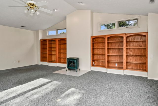 2532 S Brentwood Boulevard, Springfield, MO 65804