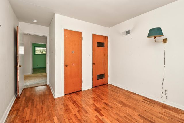 2532 S Brentwood Boulevard, Springfield, MO 65804