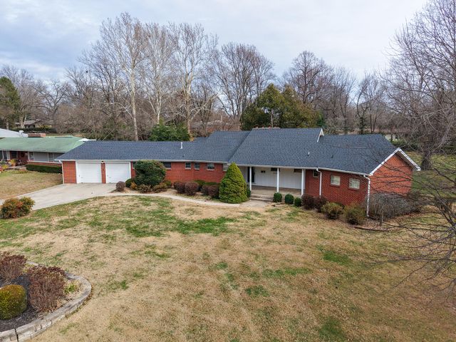 2532 S Brentwood Boulevard, Springfield, MO 65804