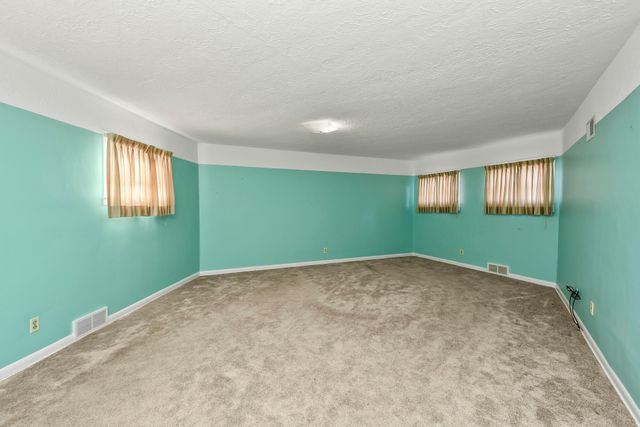 2532 S Brentwood Boulevard, Springfield, MO 65804