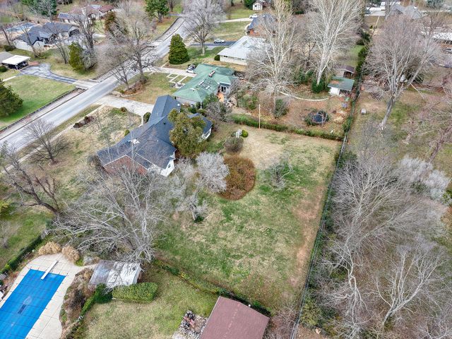 2532 S Brentwood Boulevard, Springfield, MO 65804