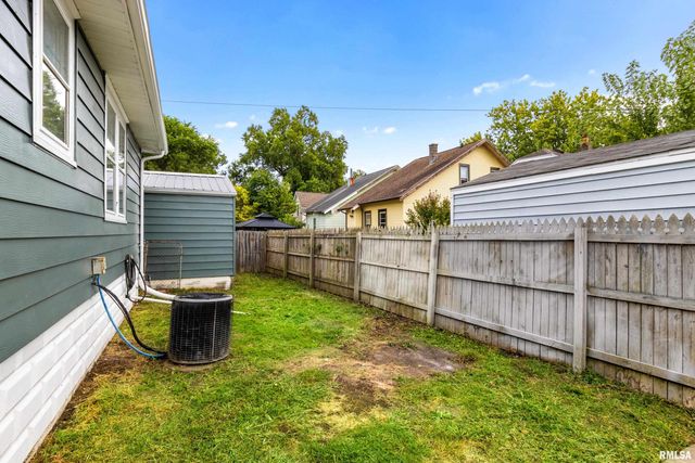 2606 N WISCONSIN Avenue, Peoria, IL 61603