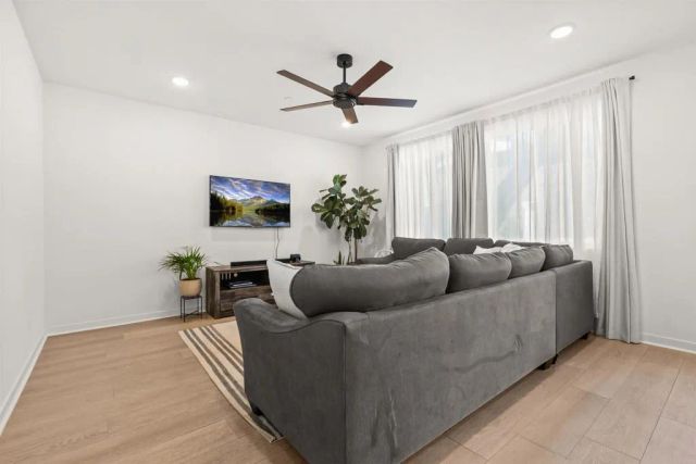 35105 Cooper Pl, Fallbrook, CA 92028