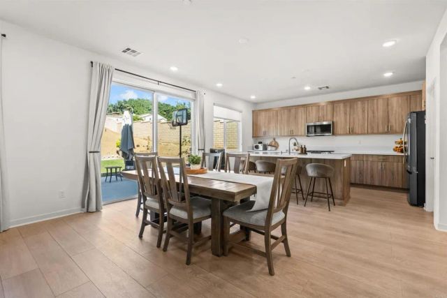 35105 Cooper Pl, Fallbrook, CA 92028