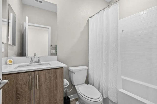 35105 Cooper Pl, Fallbrook, CA 92028