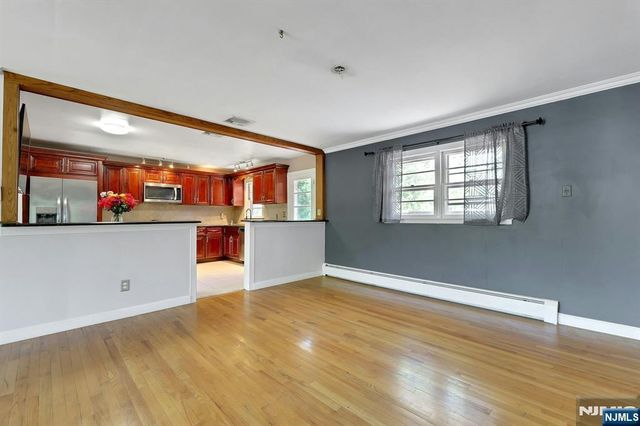 20 Bluehill Road, Norwood, NJ 07648