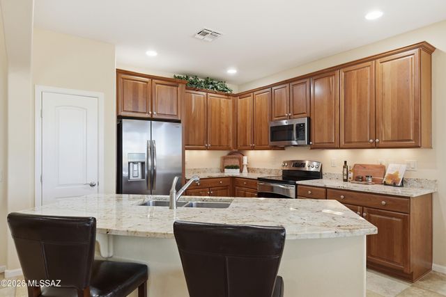 60782 E Arroyo Vista Drive, Oracle, AZ 85623