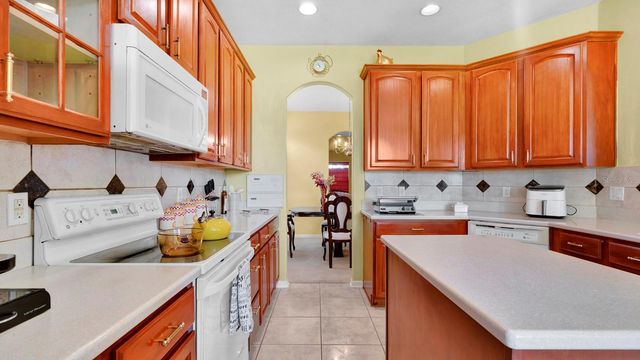3295 SAFE HARBOR LANE, Lake Mary, FL 32746