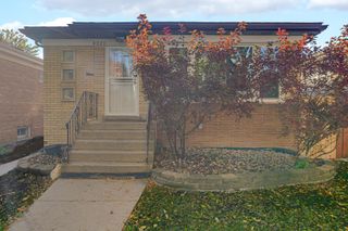 4321 W Augusta Boulevard, Chicago, IL 60651