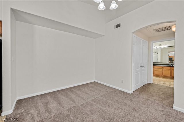 1709 King James Street 204, Las Vegas, NV 89144