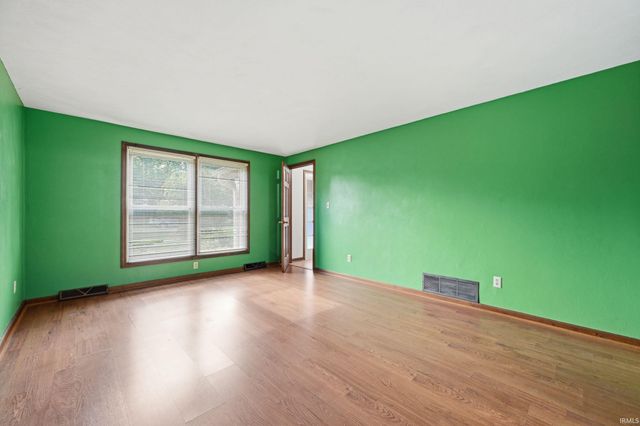 1829 Edward Lane, Anderson, IN 46012