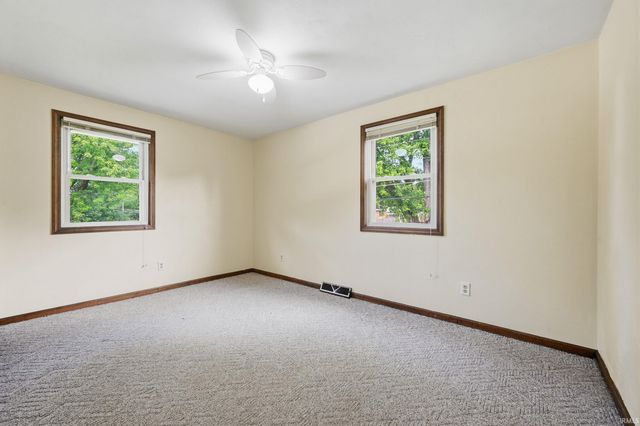 1829 Edward Lane, Anderson, IN 46012