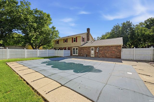 1829 Edward Lane, Anderson, IN 46012