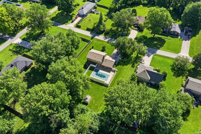 1829 Edward Lane, Anderson, IN 46012