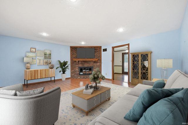 1829 Edward Lane, Anderson, IN 46012