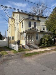 15 Tuthill Avenue, Ellenville, NY 12428
