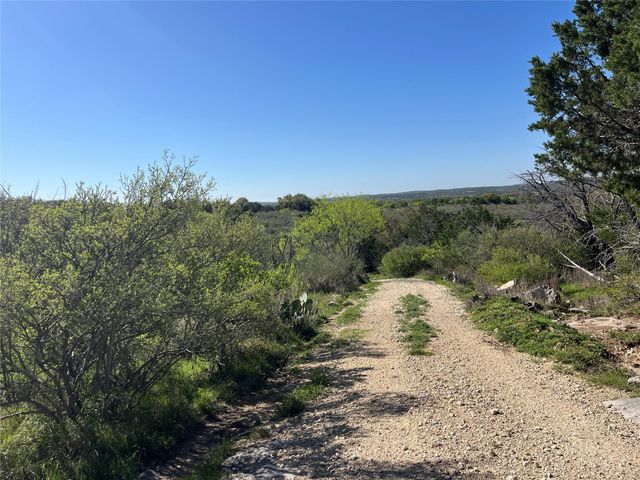 1218 Private Road 1377, Lampasas, TX 76550