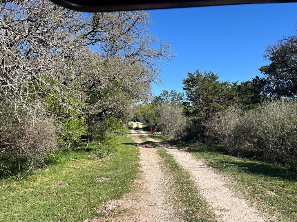 1218 Private Road 1377, Lampasas, TX 76550