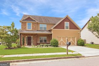 2 Lynnfield Dr Corners, Newnan, GA 30263