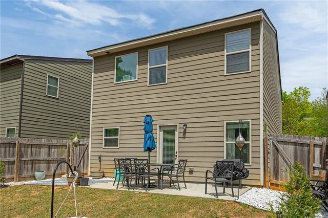3131 Bonnes Dr, Lithonia, GA 30038