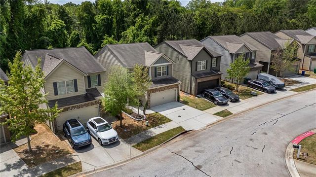 3131 Bonnes Dr, Lithonia, GA 30038
