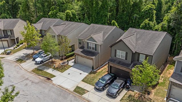 3131 Bonnes Dr, Lithonia, GA 30038
