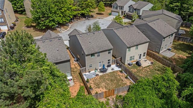 3131 Bonnes Dr, Lithonia, GA 30038