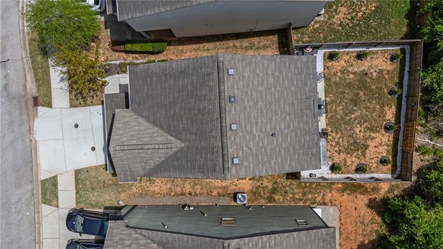 3131 Bonnes Dr, Lithonia, GA 30038