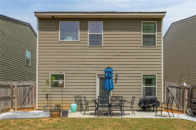 3131 Bonnes Dr, Lithonia, GA 30038