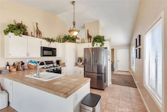 12383 Lily Court, Rancho Cucamonga, CA 91739