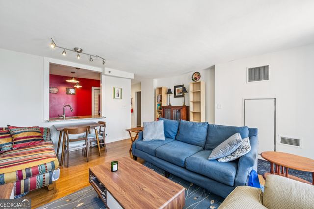 620 Peachtree Street NE 1106, Atlanta, GA 30308